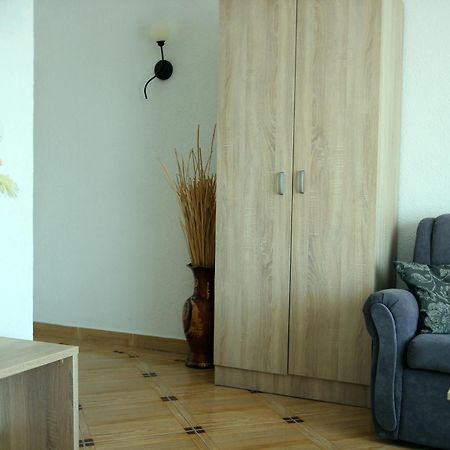 Apartments Vila Monegro บาร์ ภายนอก รูปภาพ